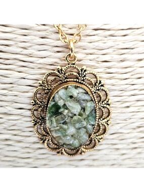 VINTAGE Gold Plated Druzy Necklace With Chain